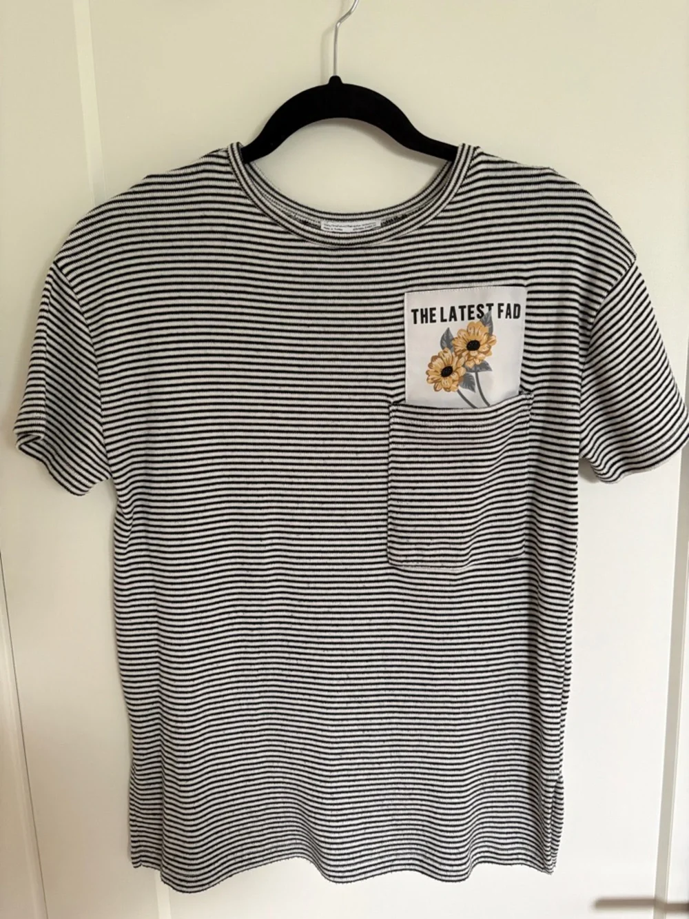 Zara Black & White Striped Pocket Tee with Yellow Floral Patch - Picture 1 of 4